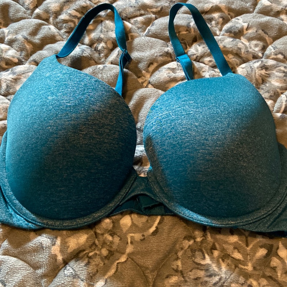 Victoria’s Secret padded perfect coverage bra 34D